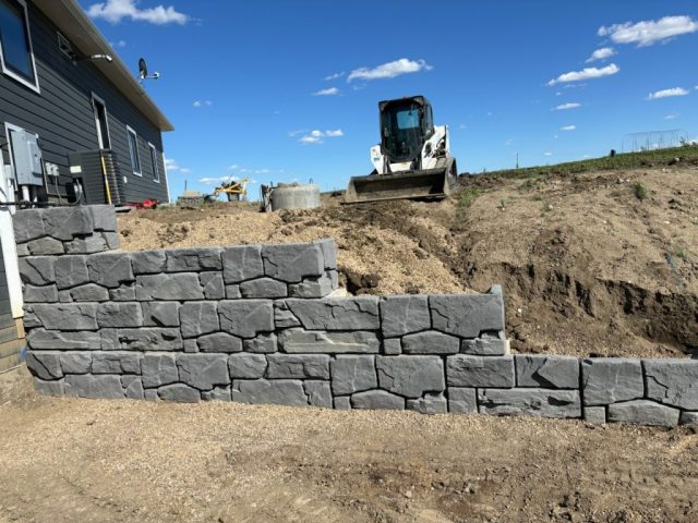 Retaining Wall with Large Blocks
